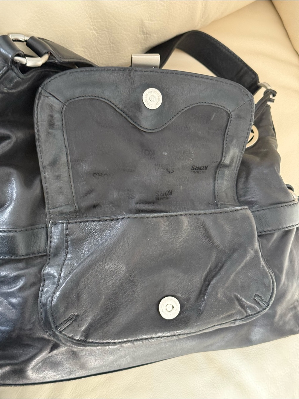 Michael Kors Black Leather Shoulder Bag - Picture 5 of 15